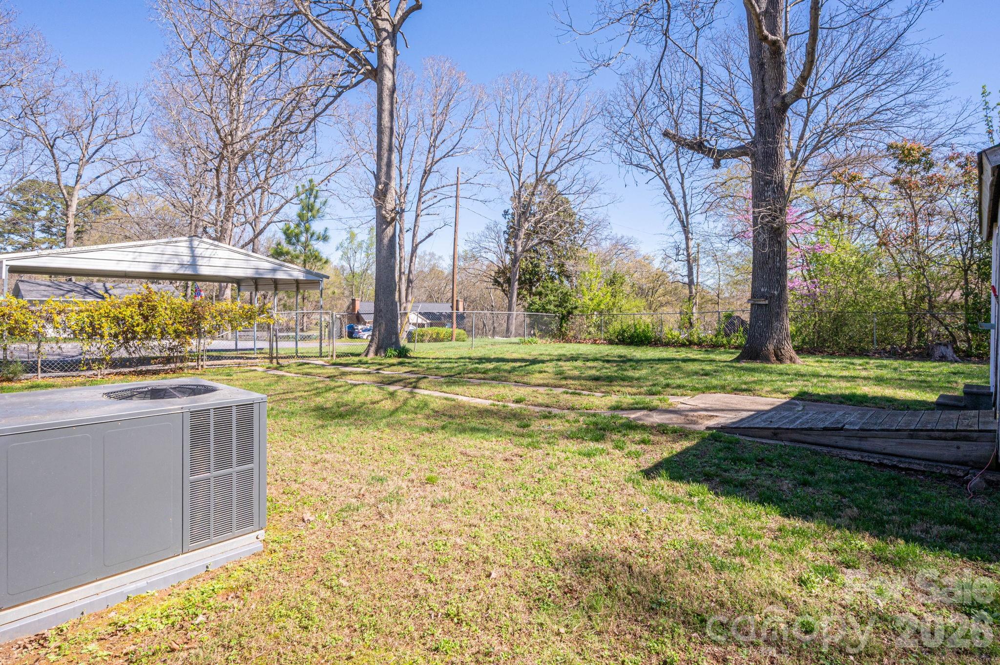 1606 Davis Park Road Gastonia NC 28052