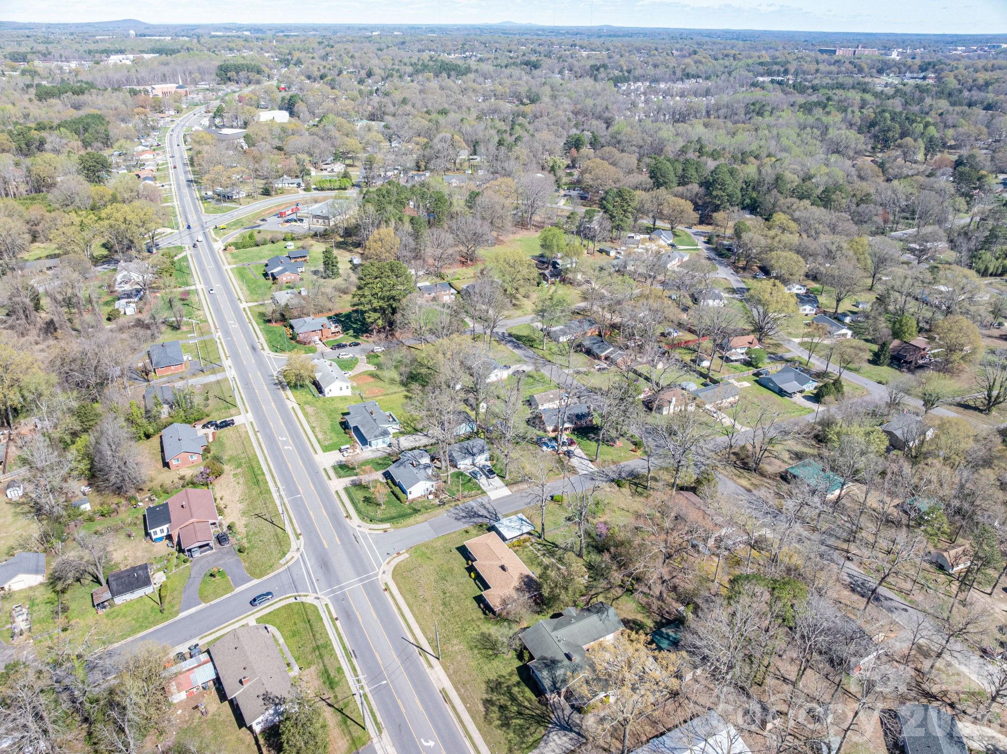 1606 Davis Park Road Gastonia NC 28052