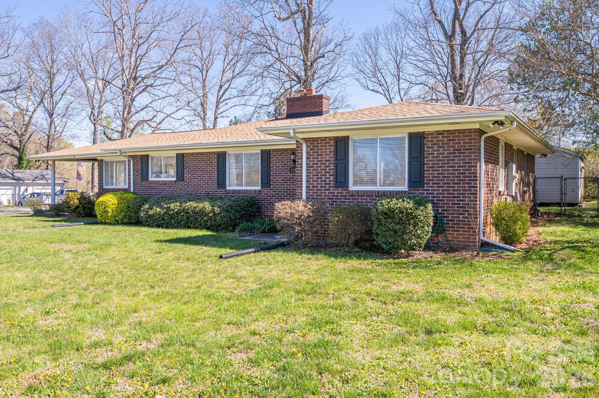 1606 Davis Park Road Gastonia NC 28052