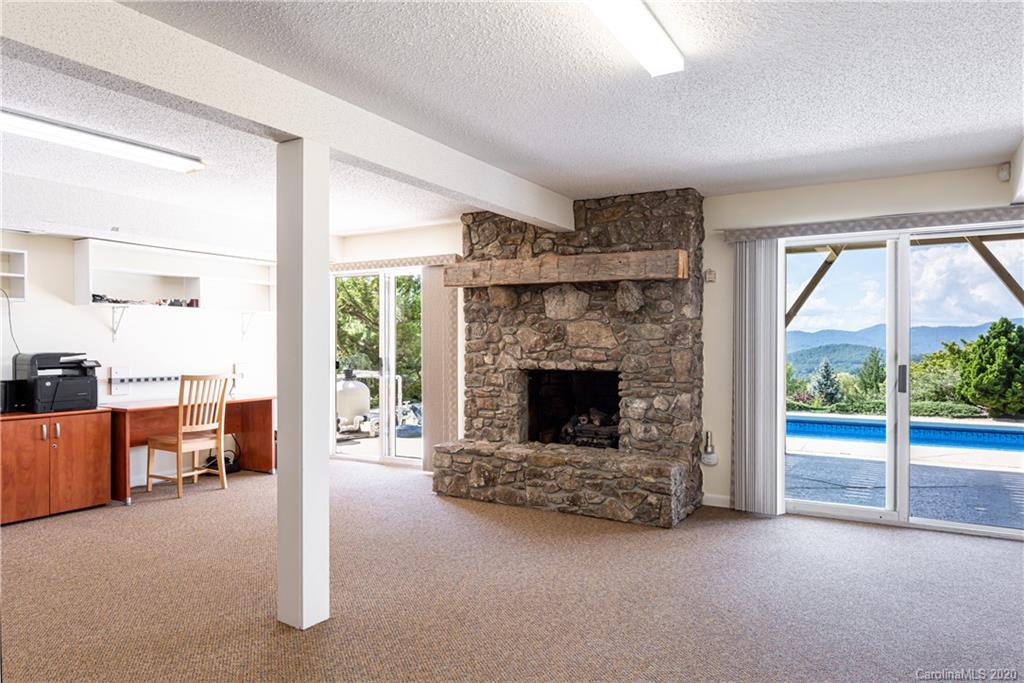 23 Ridgeview Way Asheville NC 28803