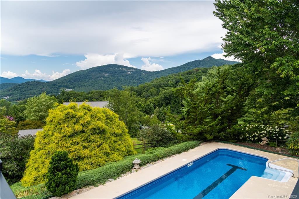 23 Ridgeview Way Asheville NC 28803