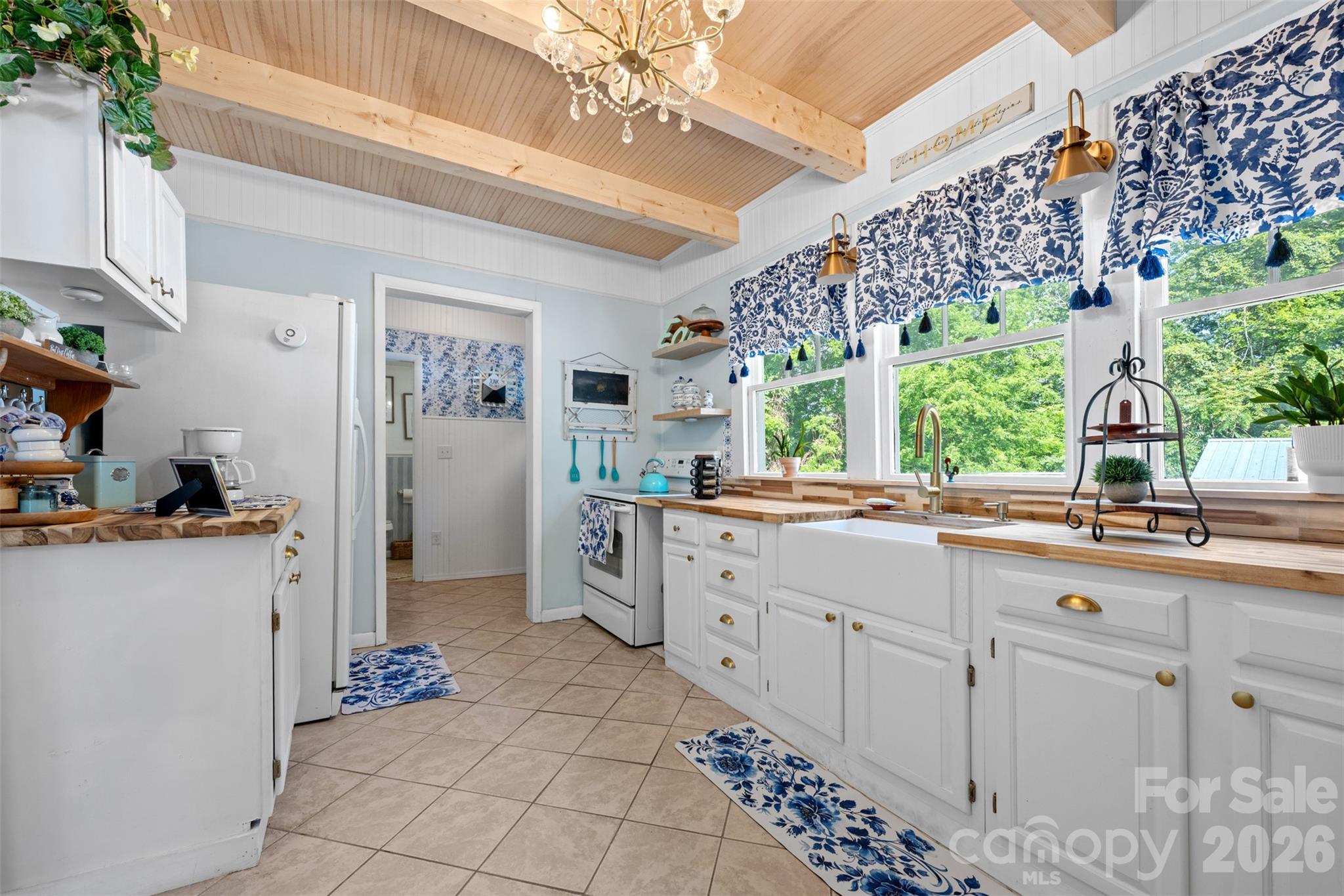 1231 Caldwell Place NW Lenoir NC 28645