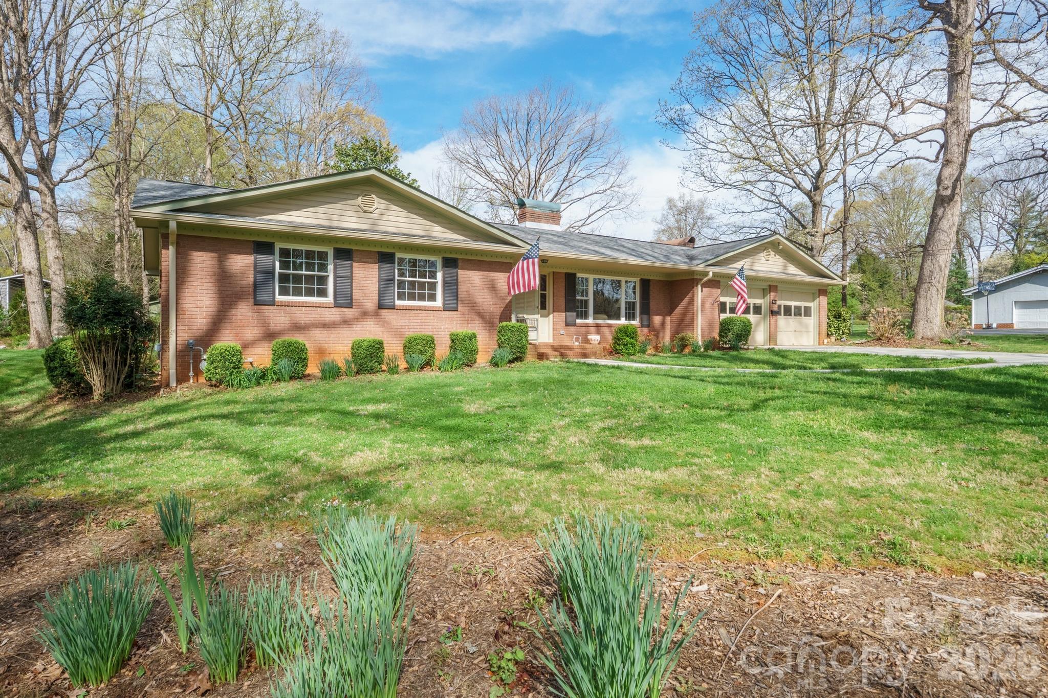 513 2nd Avenue Place NE Conover NC 28613