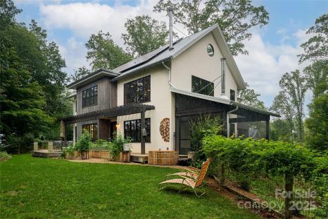 7 Bee Balm Way Asheville NC 28804