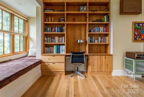 7 Bee Balm Way Asheville NC 28804