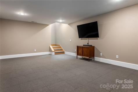 7 Bee Balm Way Asheville NC 28804