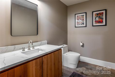 7 Bee Balm Way Asheville NC 28804