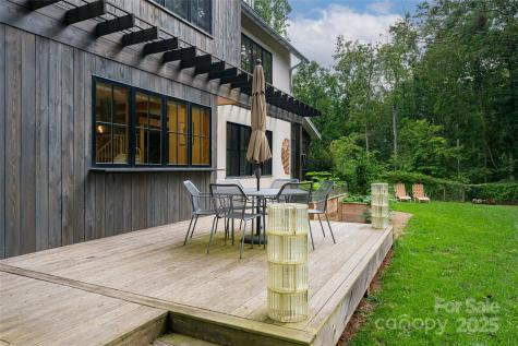 7 Bee Balm Way Asheville NC 28804