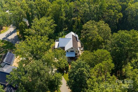 7 Bee Balm Way Asheville NC 28804