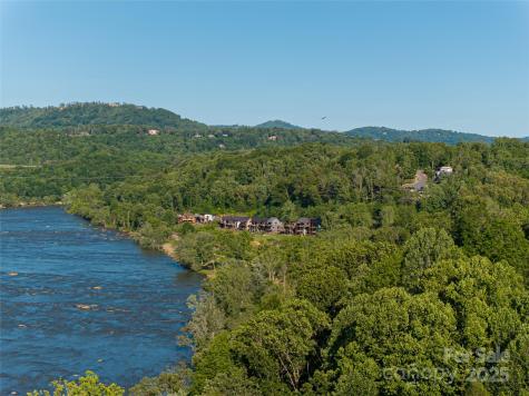 7 Bee Balm Way Asheville NC 28804