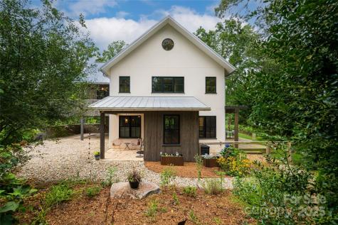 7 Bee Balm Way Asheville NC 28804