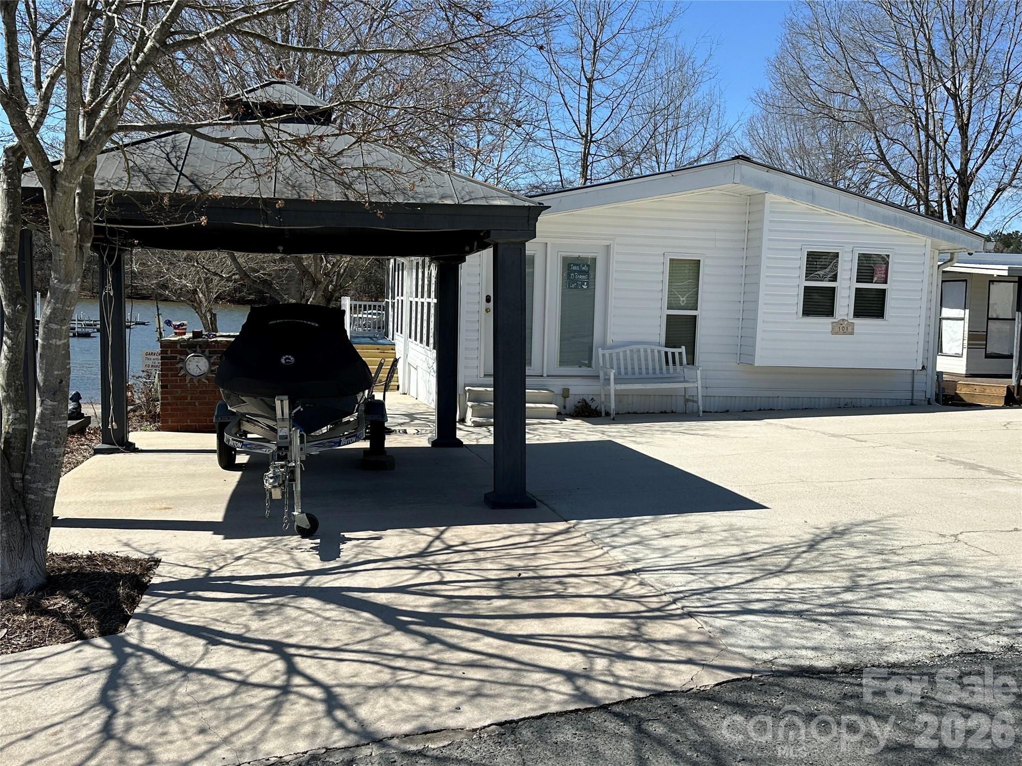 101 Dogwood Circle New London NC 28127