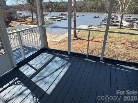 101 Dogwood Circle New London NC 28127