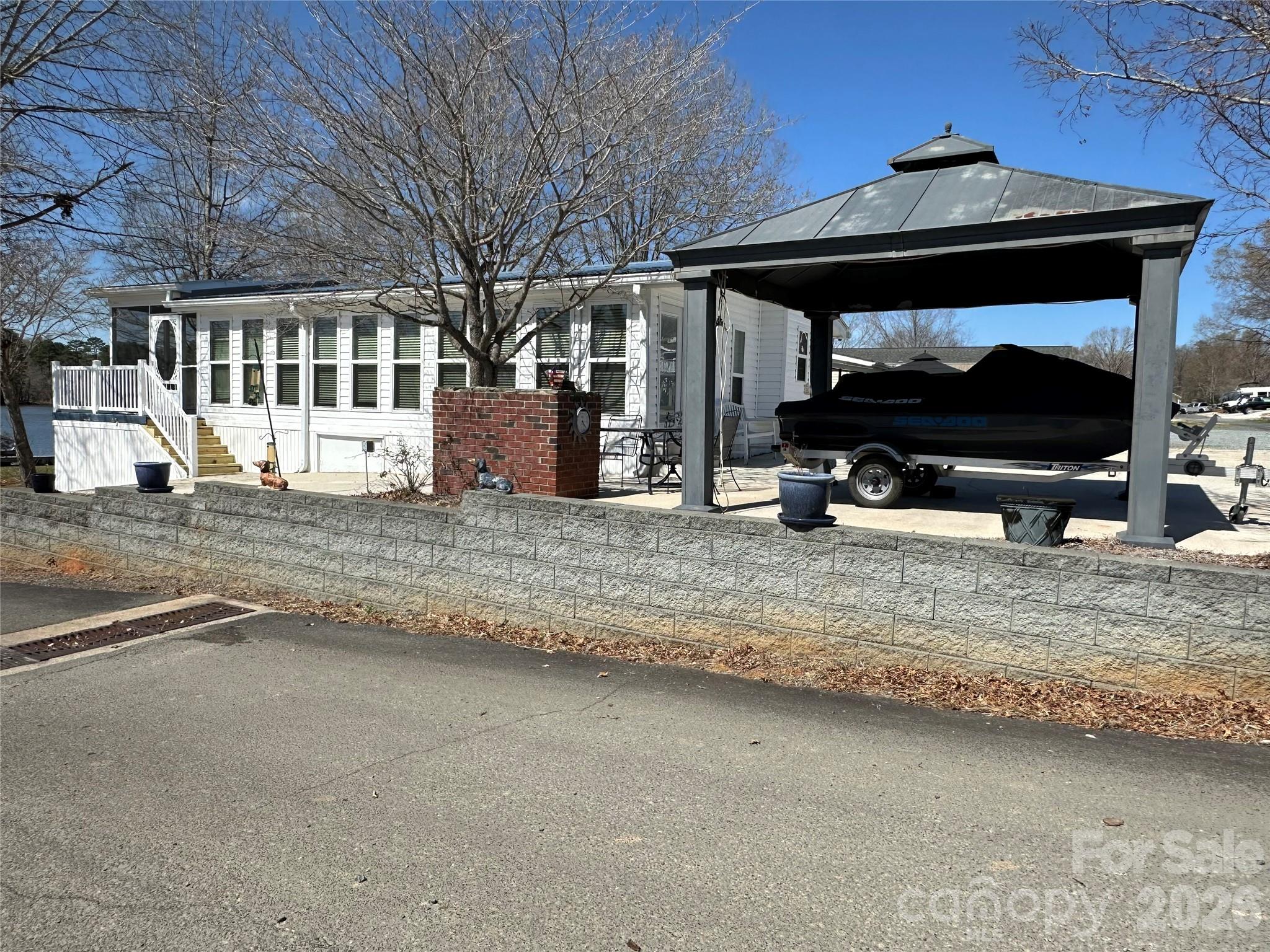 101 Dogwood Circle New London NC 28127