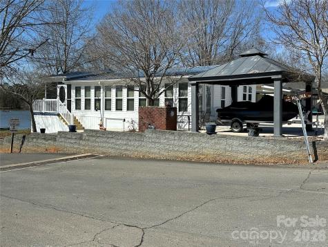 101 Dogwood Circle New London NC 28127