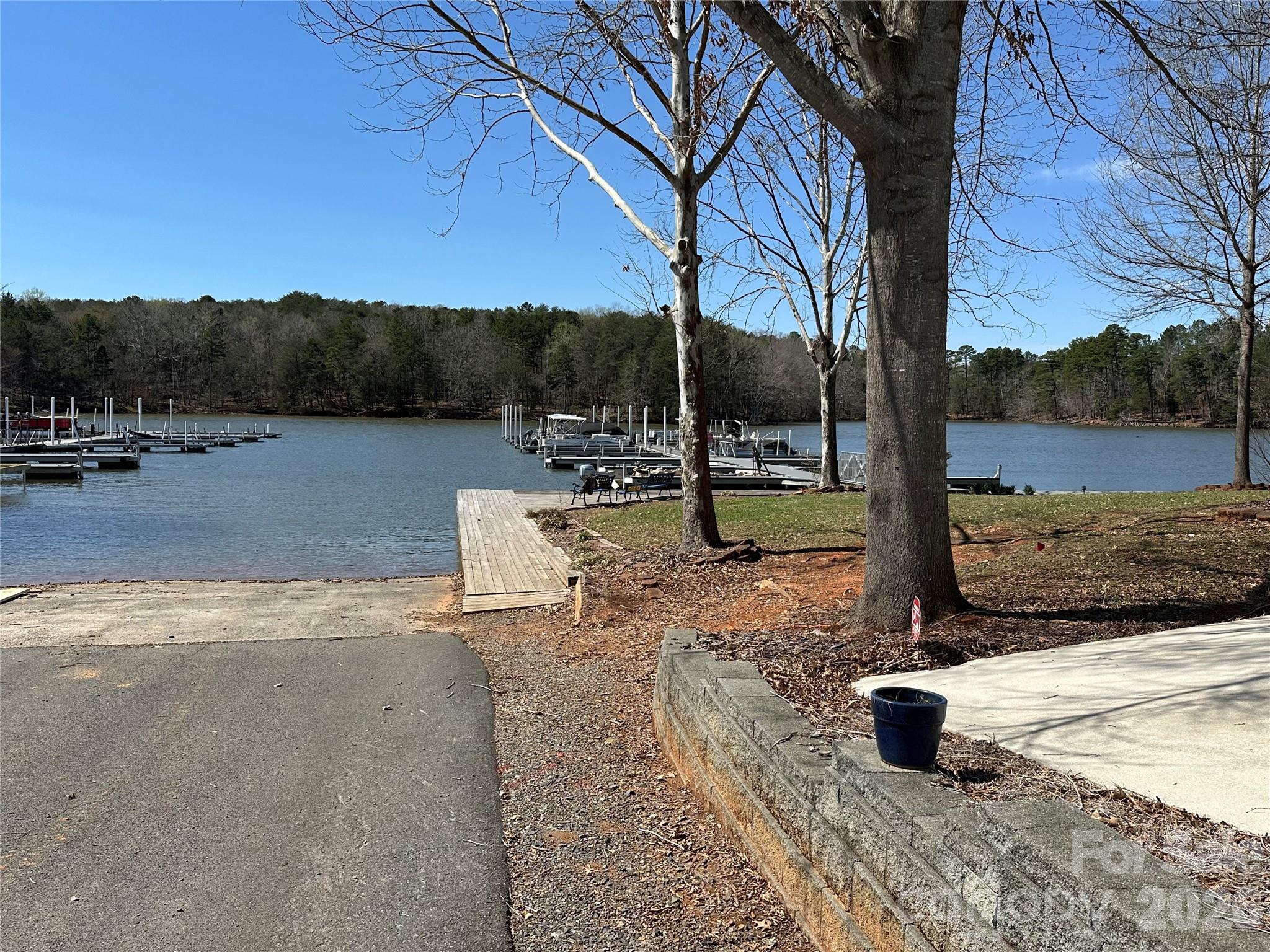 101 Dogwood Circle New London NC 28127