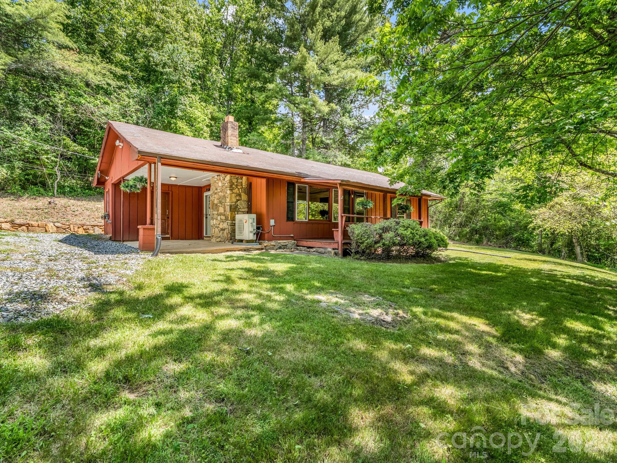 1395 Tillery Branch Road Marshall NC 28753