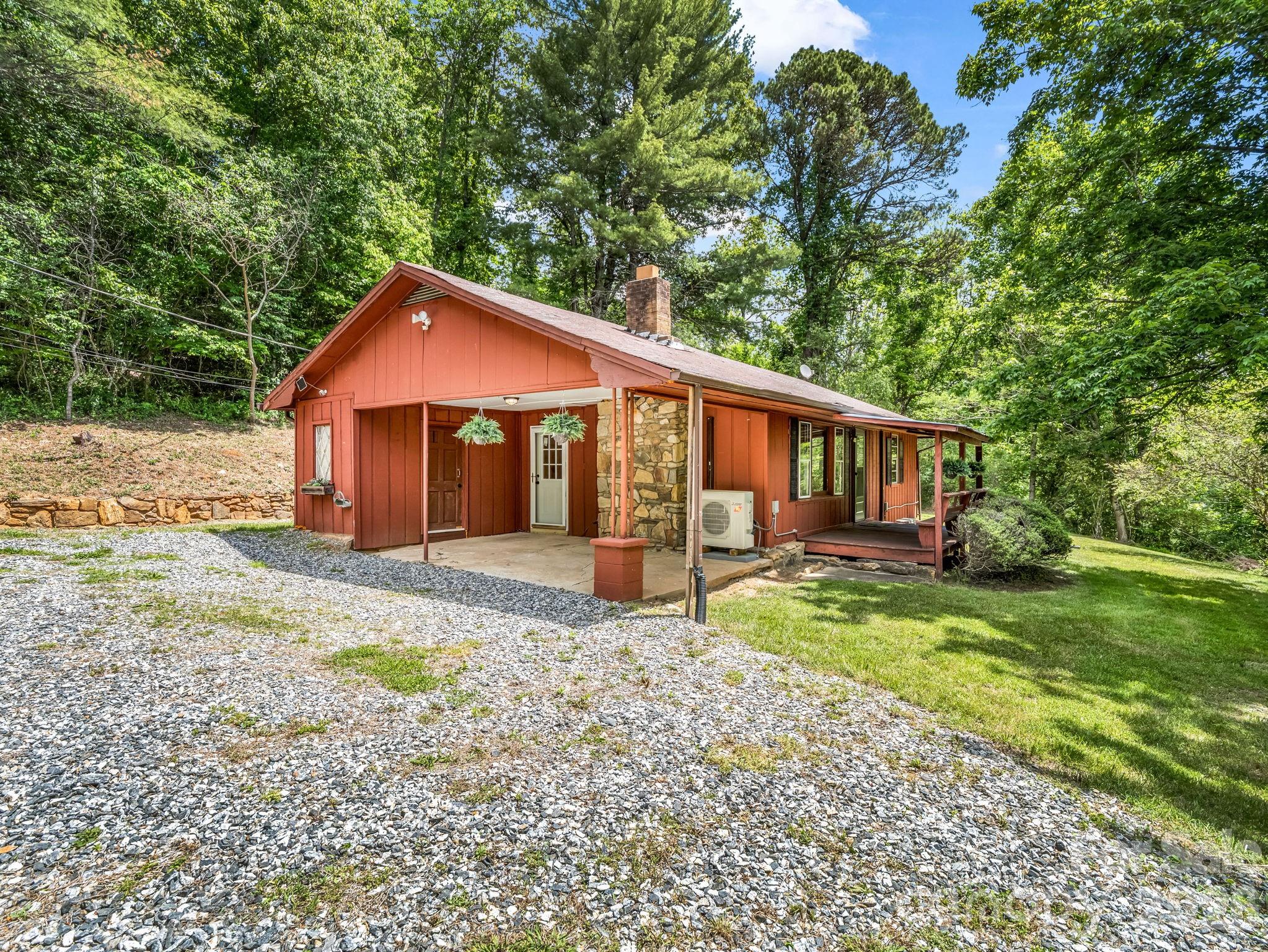 1395 Tillery Branch Road Marshall NC 28753