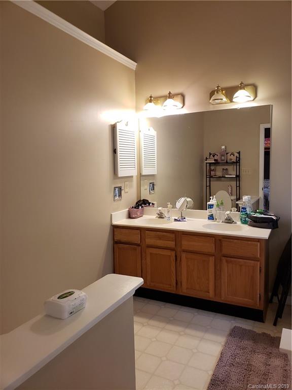 9214 Myrtle Garden Court Matthews NC 28105