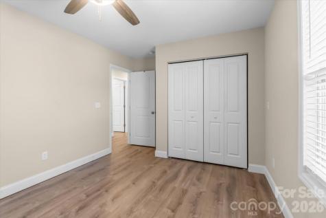 127 Hawthorne Drive Brevard NC 28712
