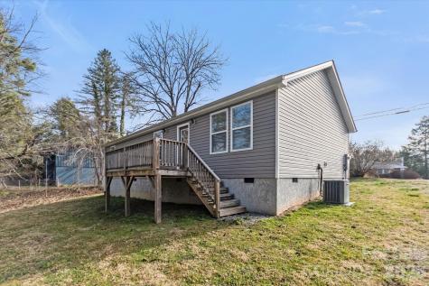 127 Hawthorne Drive Brevard NC 28712
