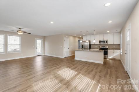 127 Hawthorne Drive Brevard NC 28712