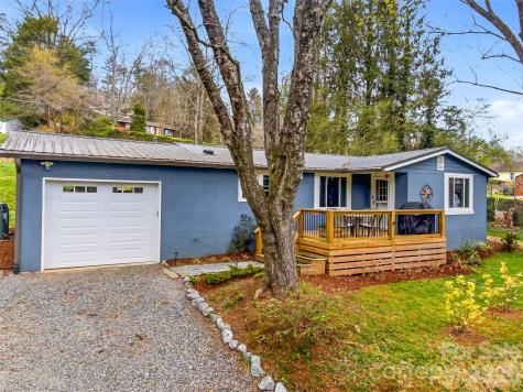 33 Kilpatrick Street Brevard NC 28712