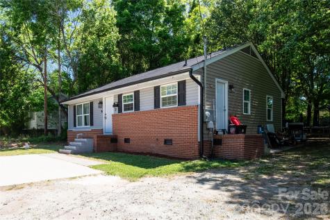 1913 Freeman Mill Road Greensboro NC 27406