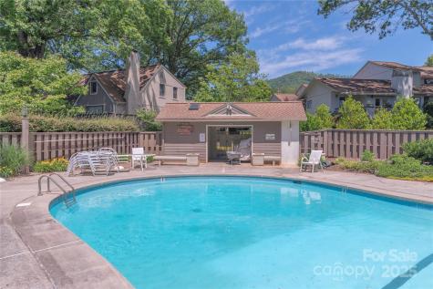 111 Clubwood Court Asheville NC 28803