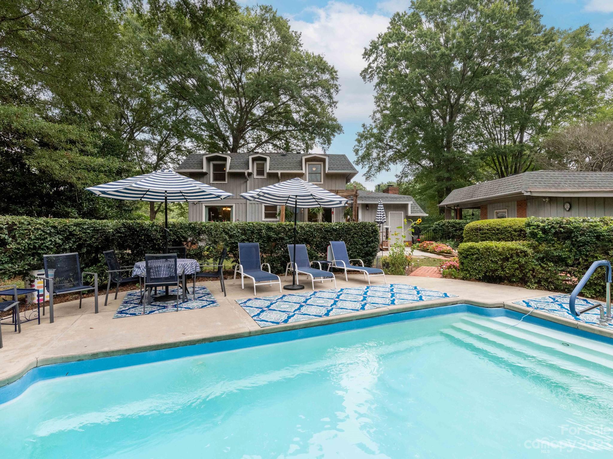 2411 Ainsdale Road Charlotte NC 28226