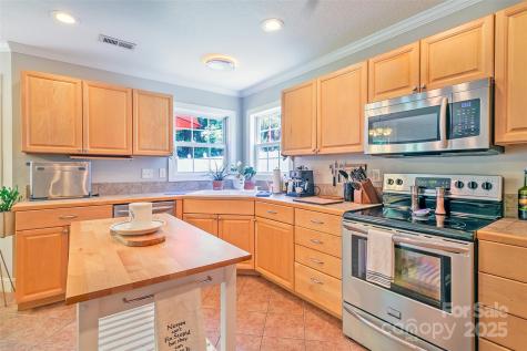23 Allen Avenue Asheville NC 28803