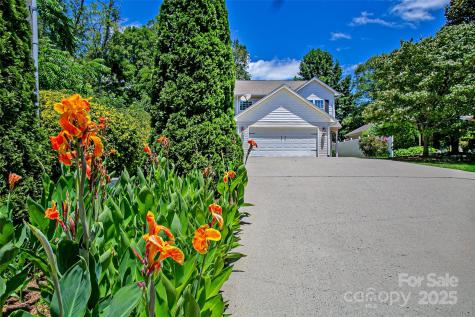 23 Allen Avenue Asheville NC 28803