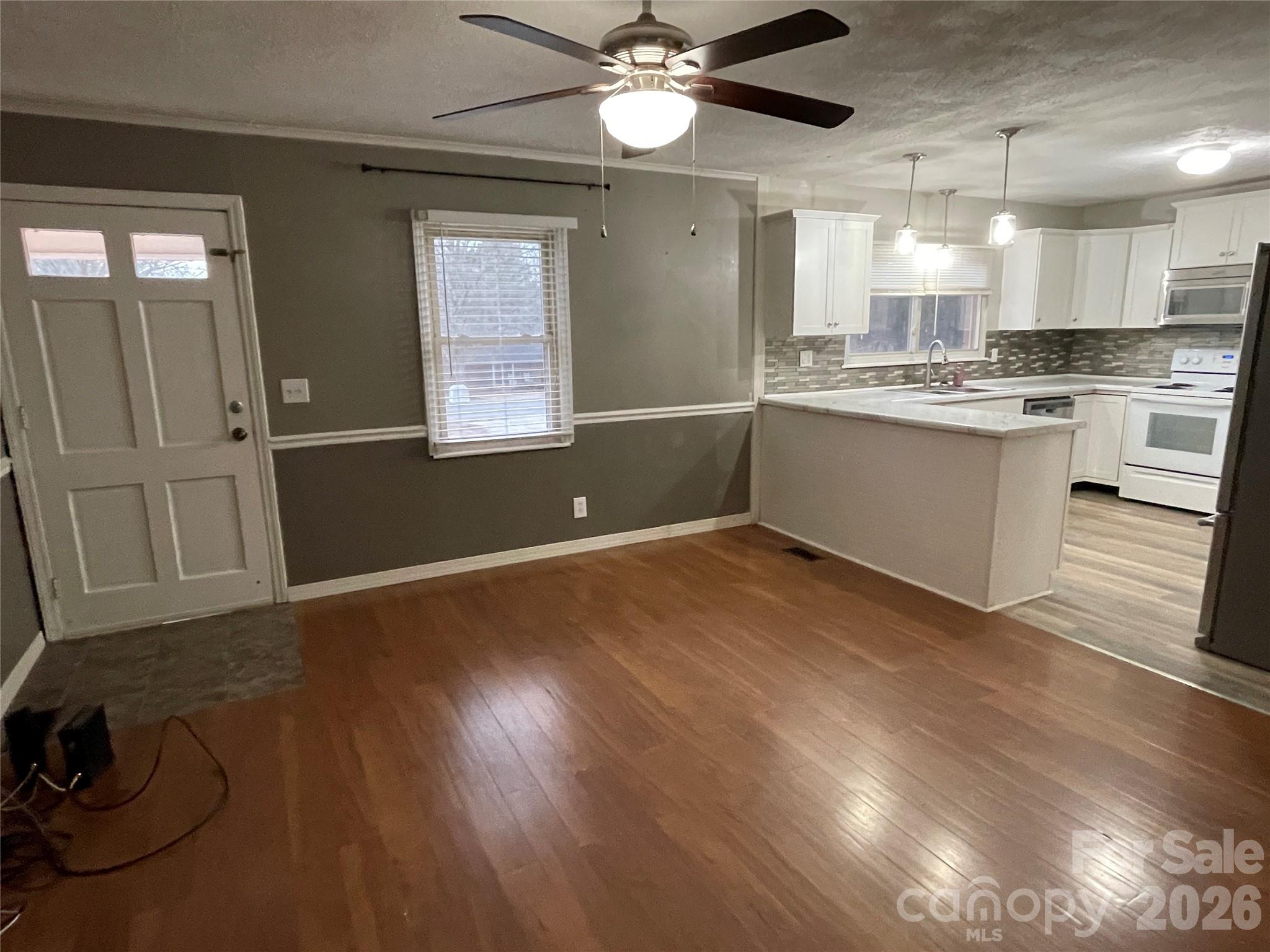 121 Randolph Road Dallas NC 28034