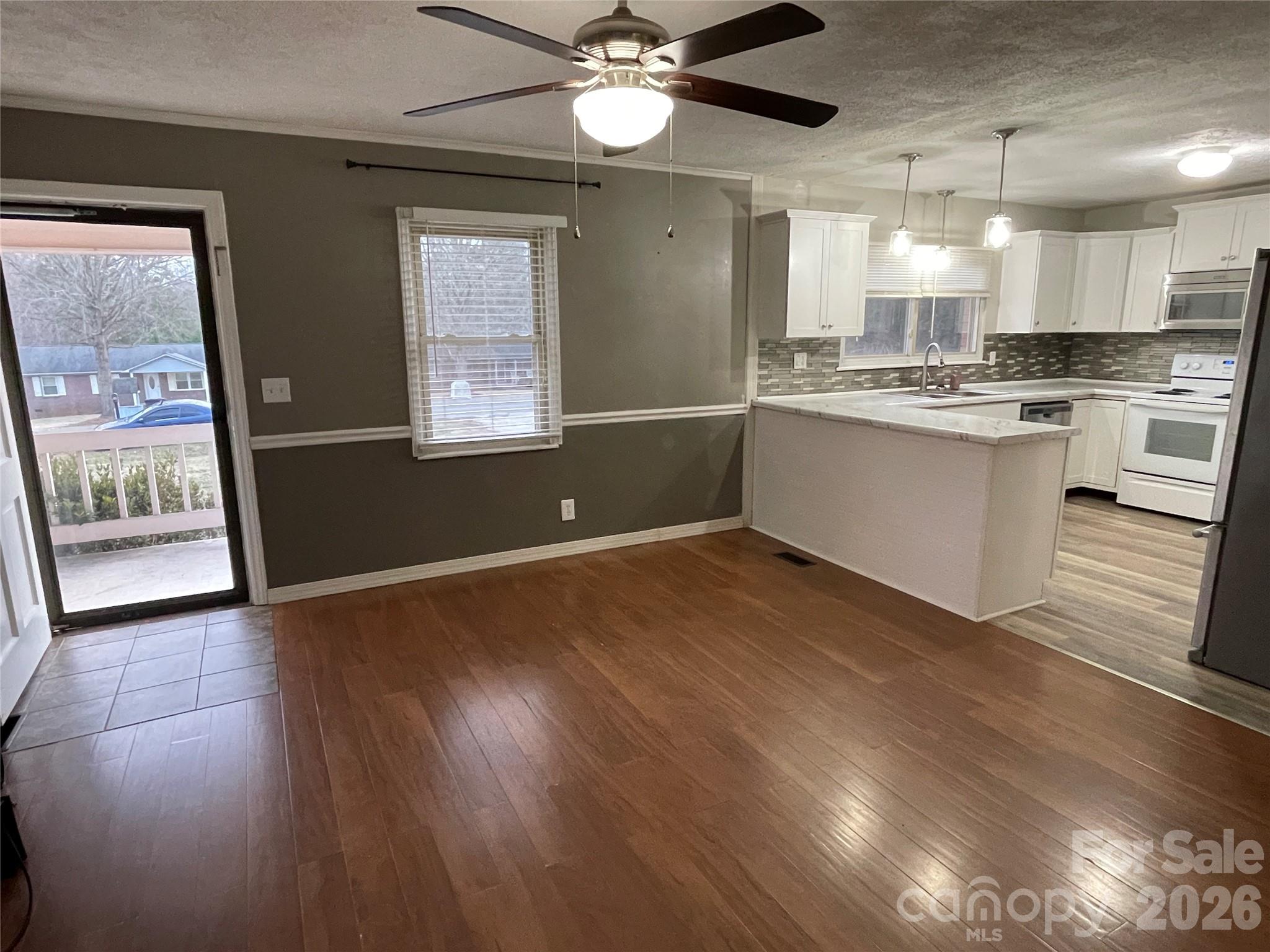 121 Randolph Road Dallas NC 28034