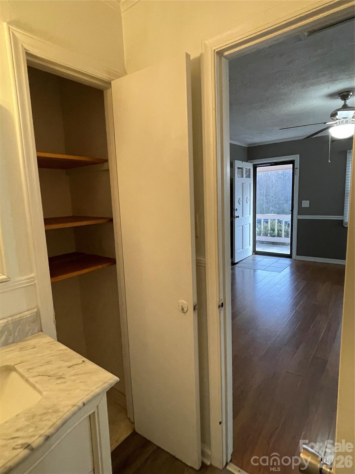 121 Randolph Road Dallas NC 28034