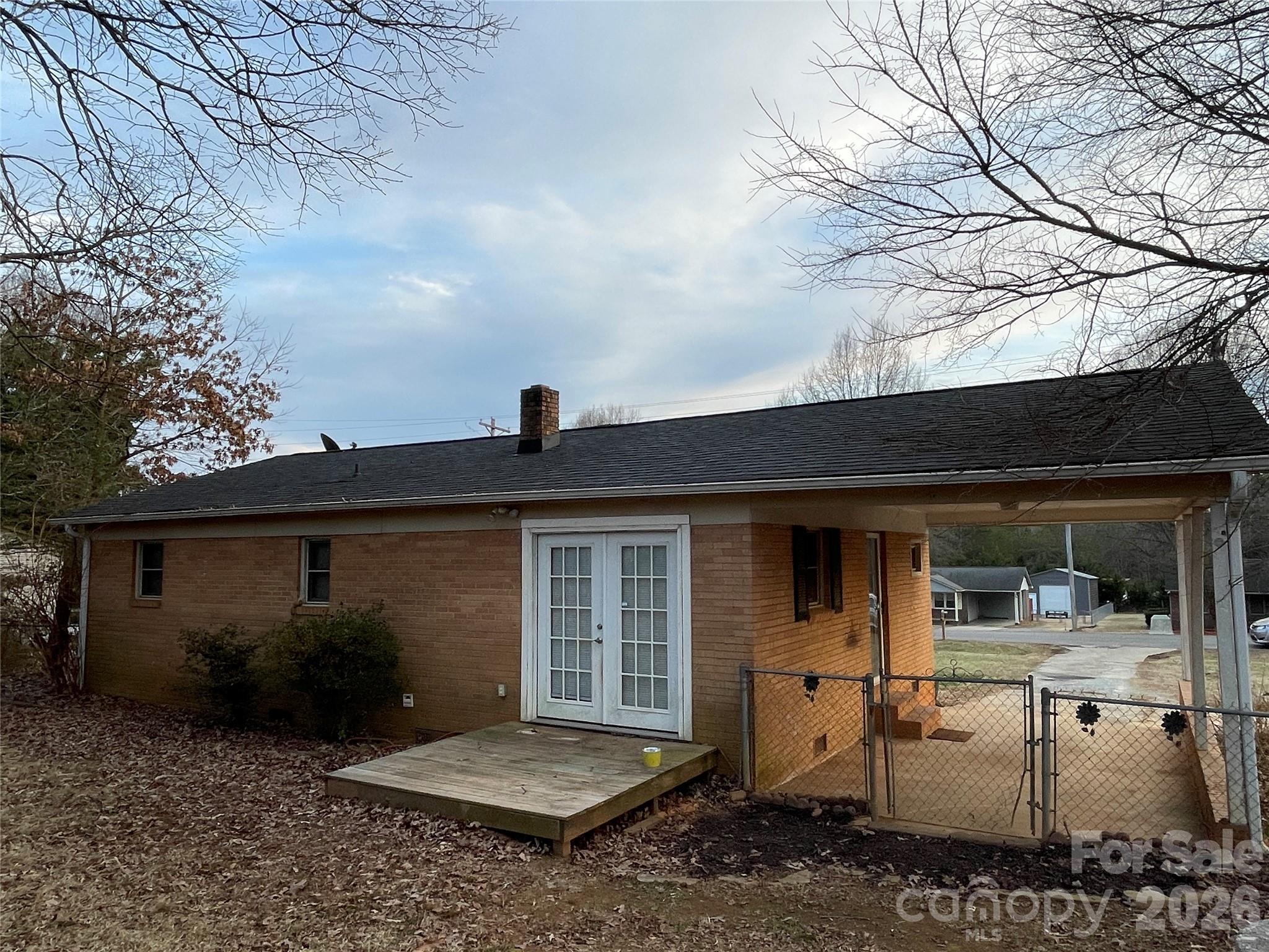 121 Randolph Road Dallas NC 28034