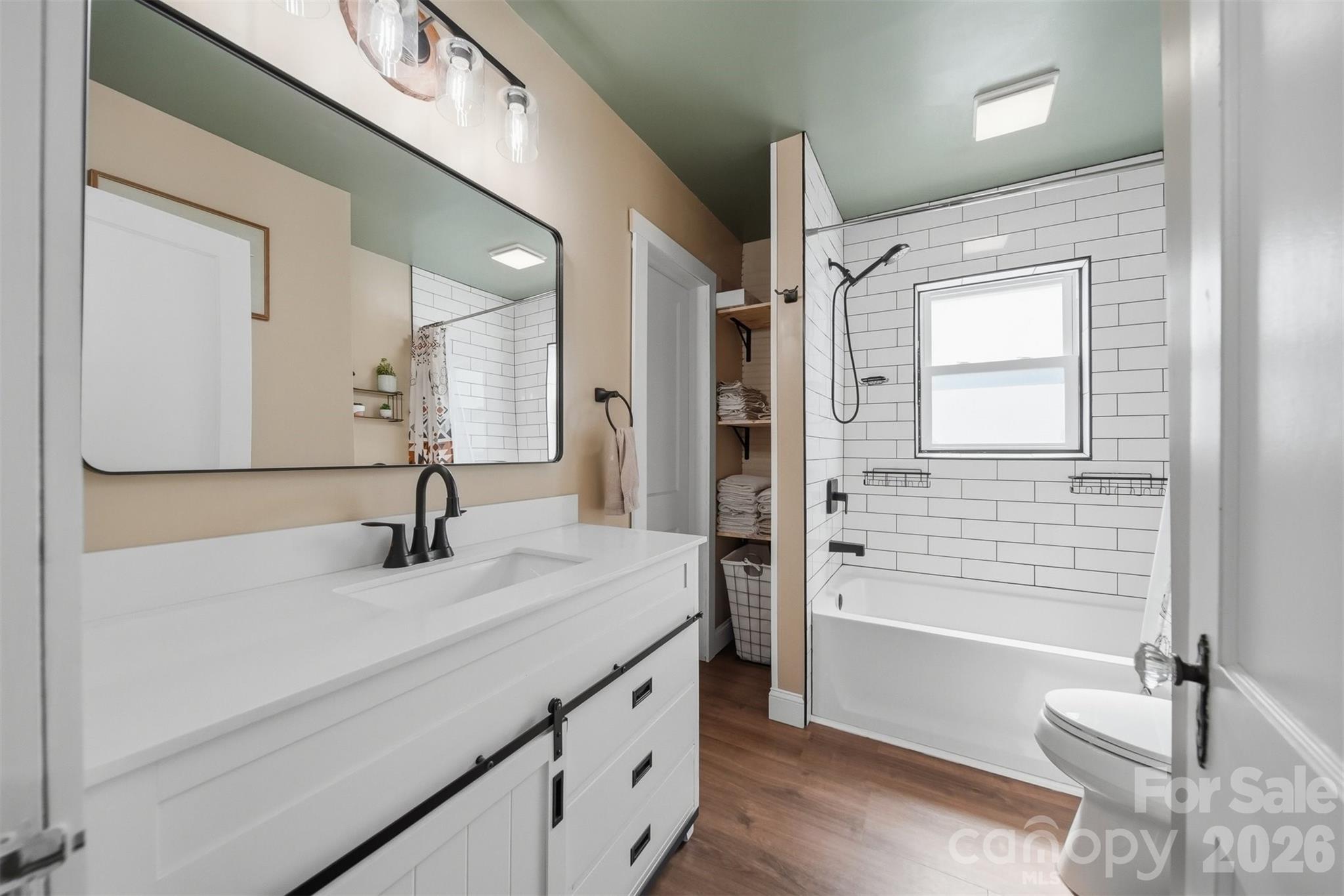 4039 Hartland Road Lenoir NC 28645