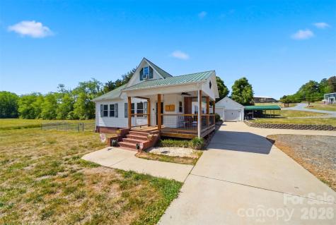4039 Hartland Road Lenoir NC 28645