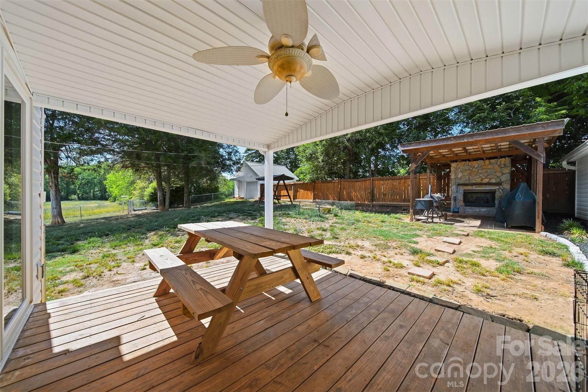 4039 Hartland Road Lenoir NC 28645