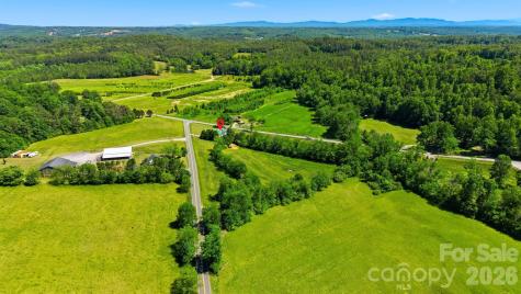 4039 Hartland Road Lenoir NC 28645