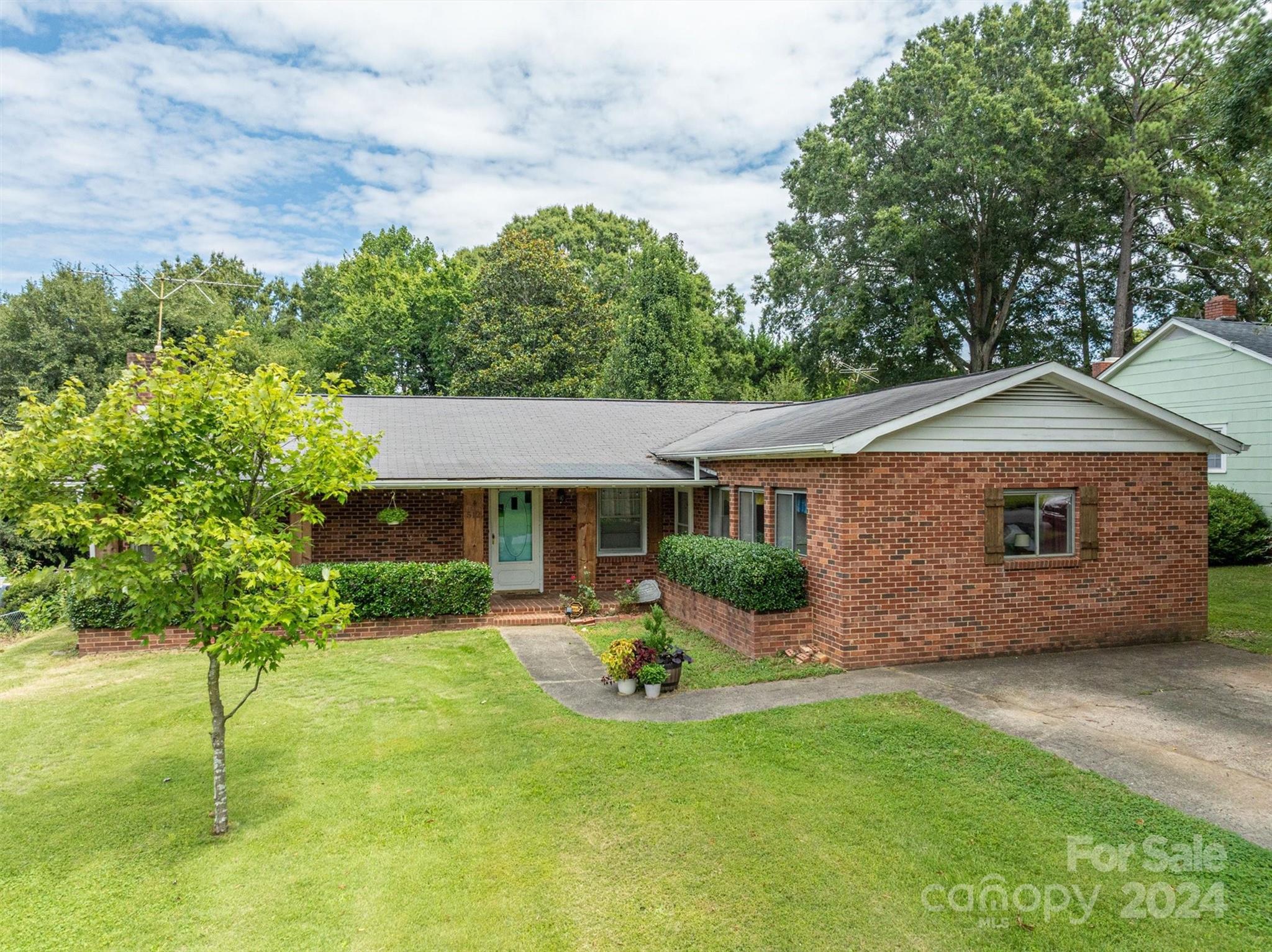 512 Battleground Road Lincolnton NC 28092