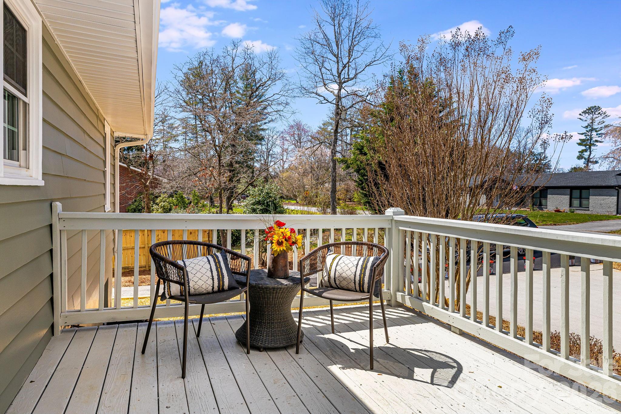 107 Balsam Road Hendersonville NC 28792