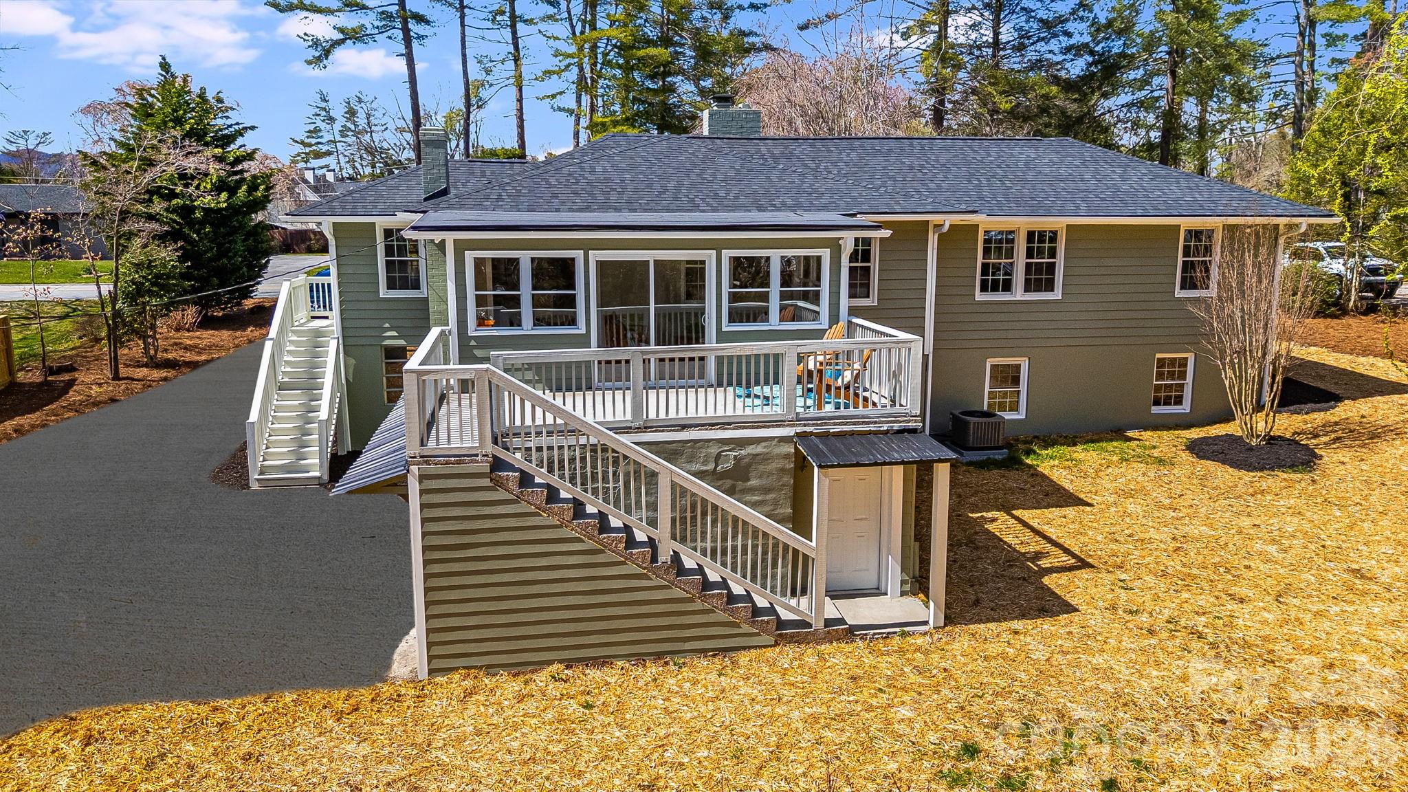 107 Balsam Road Hendersonville NC 28792