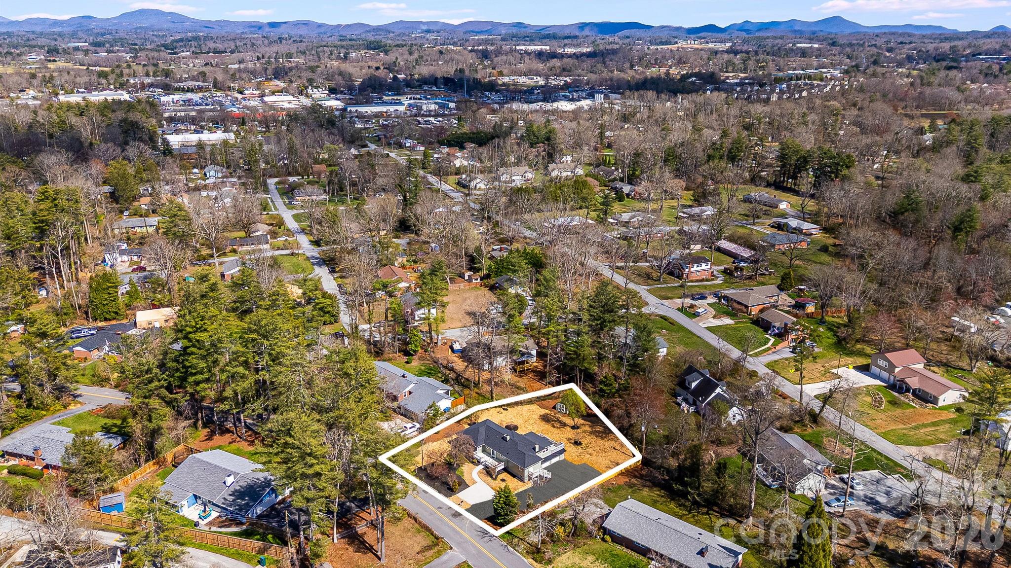 107 Balsam Road Hendersonville NC 28792