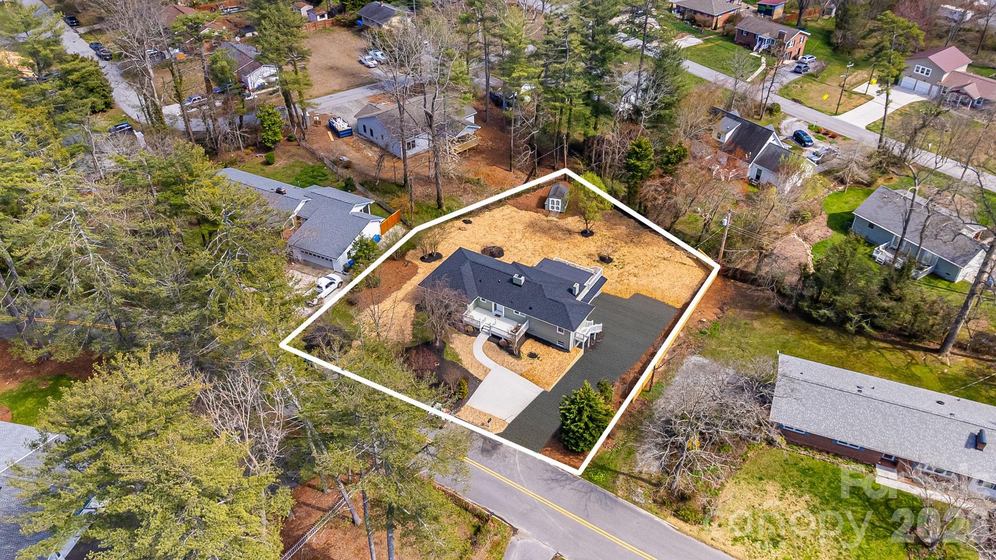 107 Balsam Road Hendersonville NC 28792