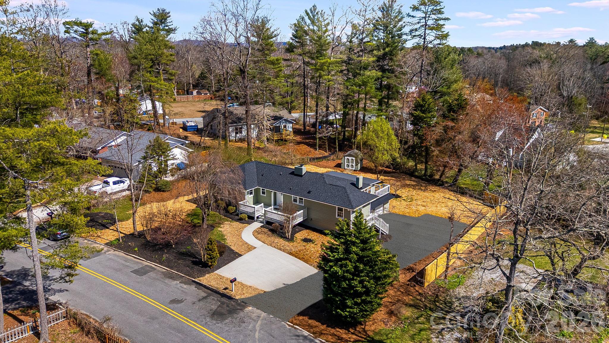 107 Balsam Road Hendersonville NC 28792