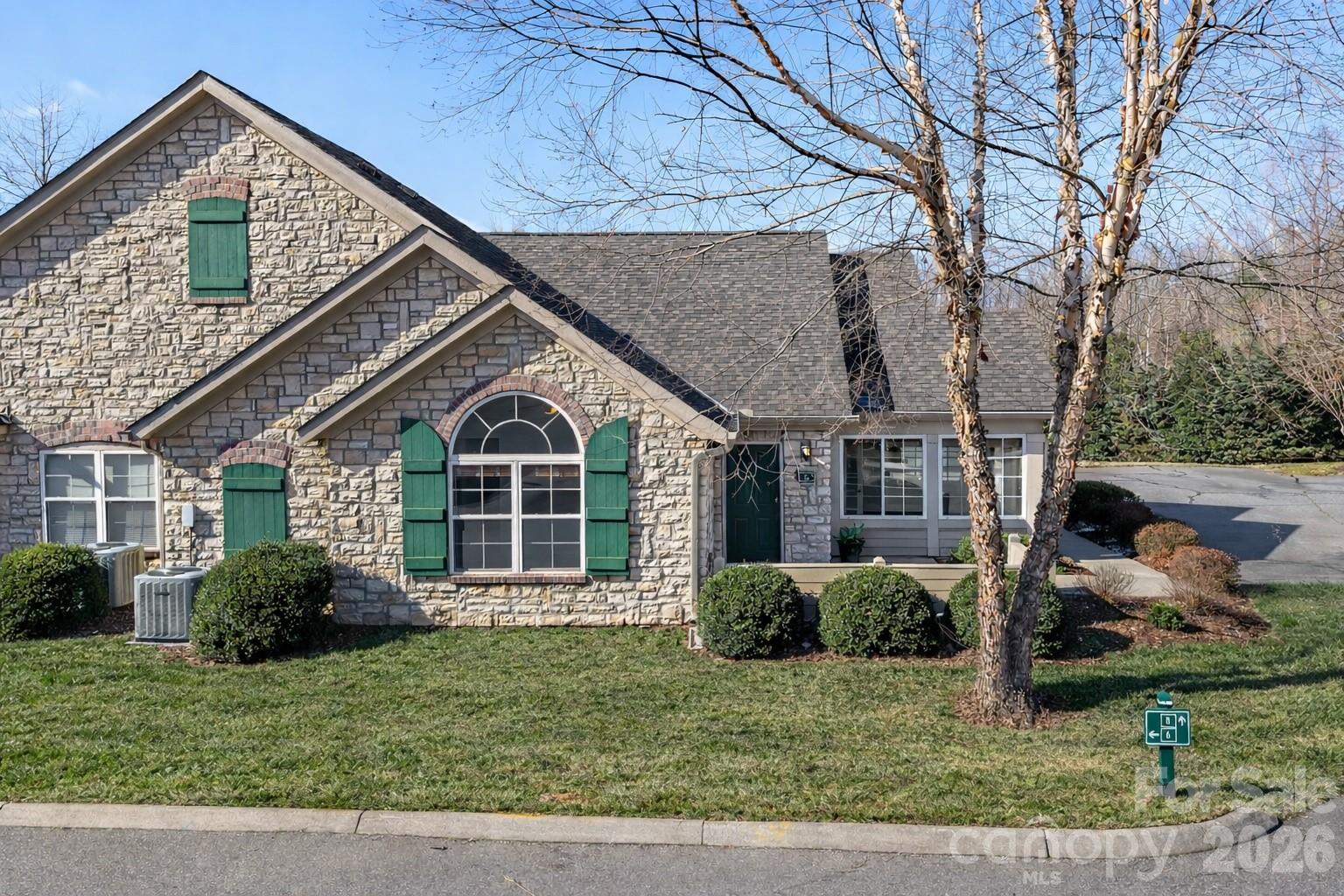 6 Mountain Meadow Circle Weaverville NC 28787