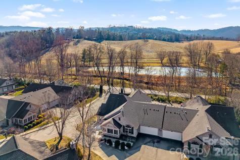 6 Mountain Meadow Circle Weaverville NC 28787