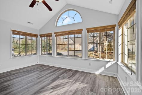 6 Mountain Meadow Circle Weaverville NC 28787