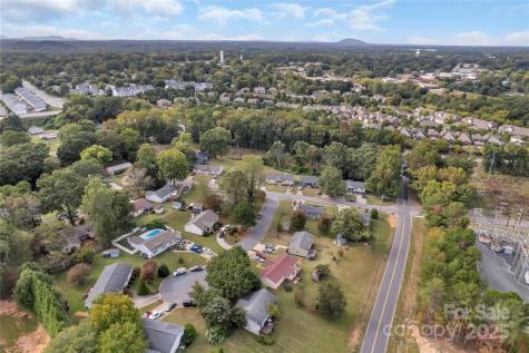 1213 Sandra Court Belmont NC 28012